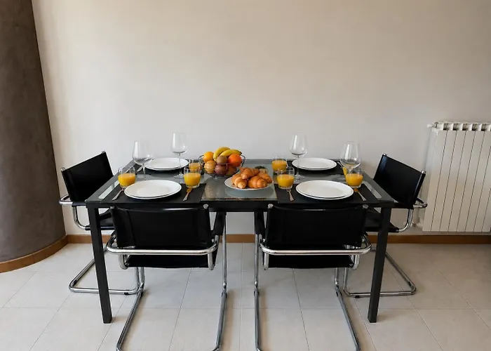 Loft Luminoso Con Posto Auto Privato, 4 Posti Letto - Metro Lodi A 5 Minuti Apartamento Roma