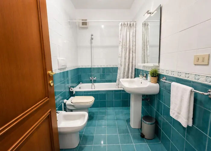 Loft Luminoso Con Posto Auto Privato, 4 Posti Letto - Metro Lodi A 5 Minuti Apartamento Roma