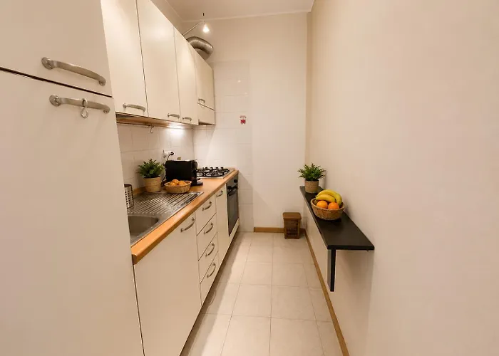 Loft Luminoso Con Posto Auto Privato, 4 Posti Letto - Metro Lodi A 5 Minuti Apartamento